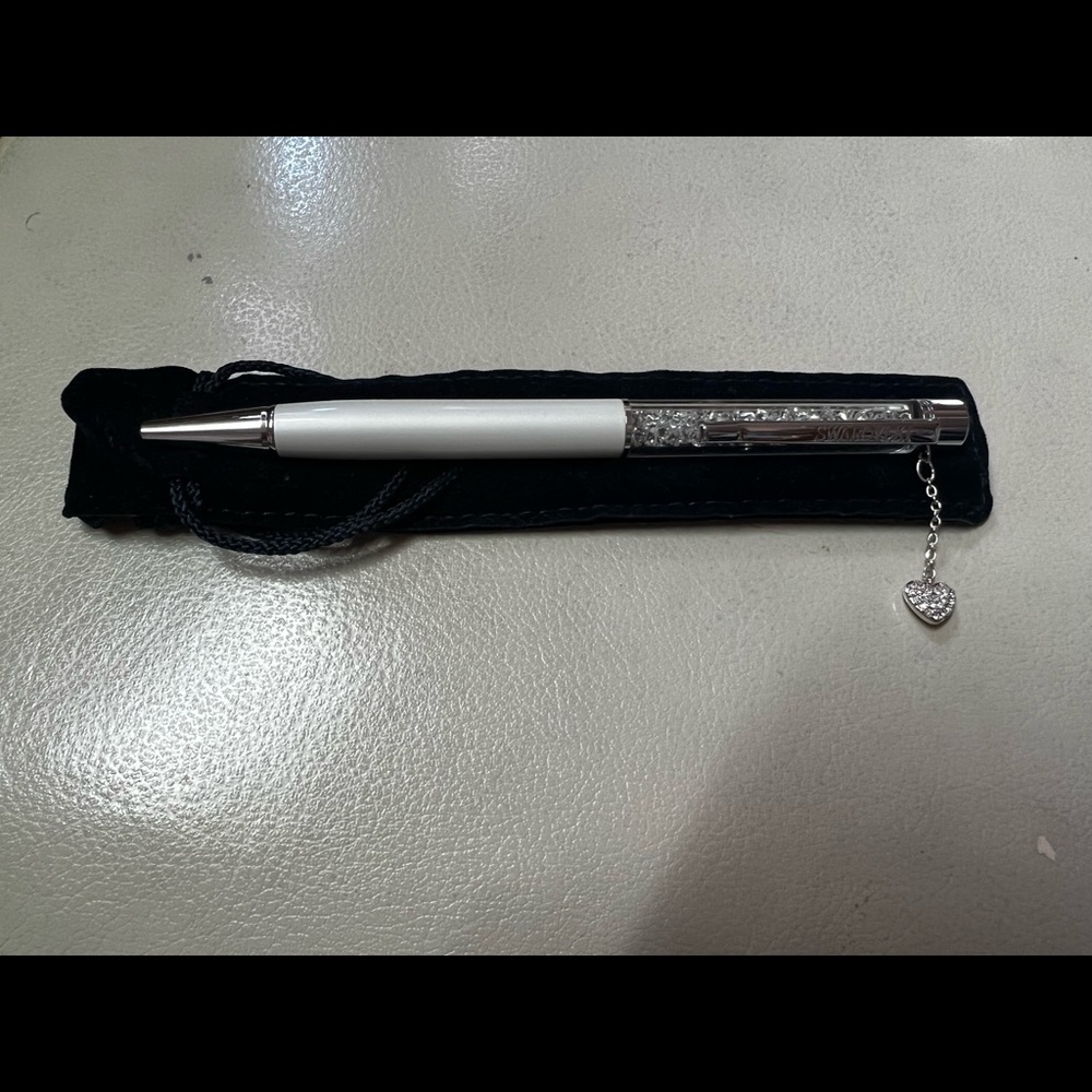 Brand NEW Swarovski Pen